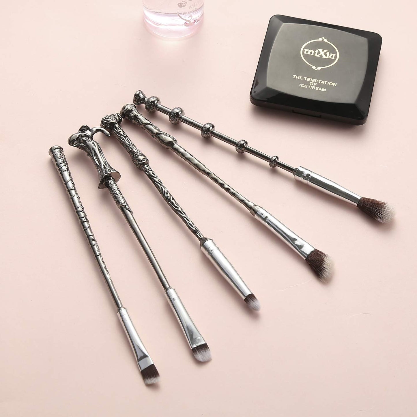 Gifts Wand Makeup Brushes 5 PCS Makeup Brush Set for Foundation Blending Blush Concealer Eyebrow Face Powder
